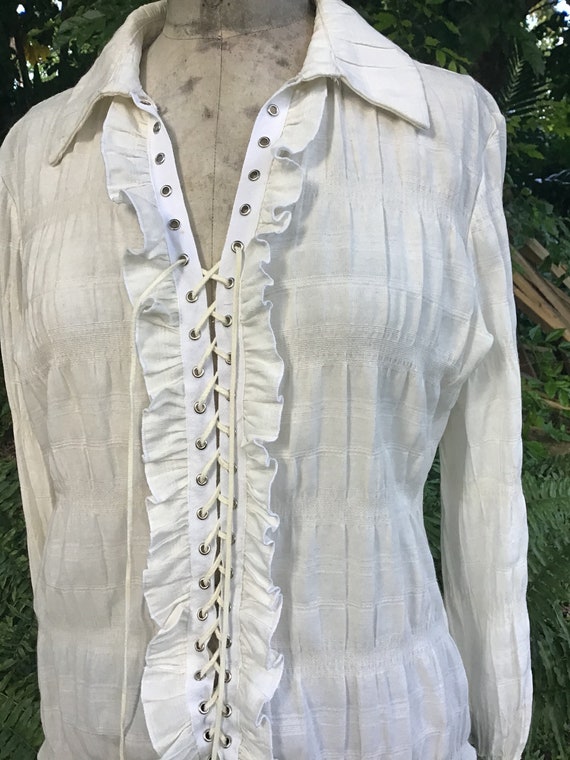 White Cotton Blouse with lace up closures - image 3