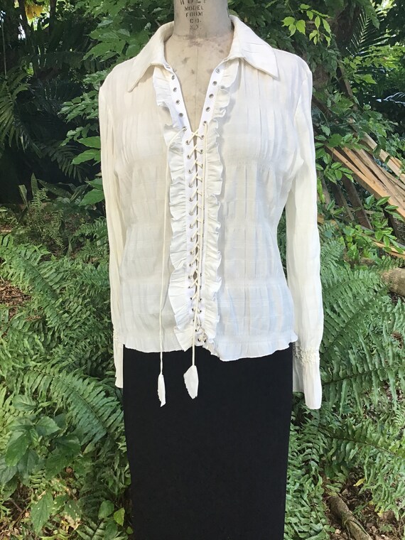 White Cotton Blouse with lace up closures - image 2