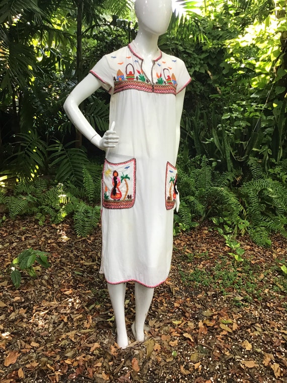 Vintage cotton Mexican embroidered Dress - image 6