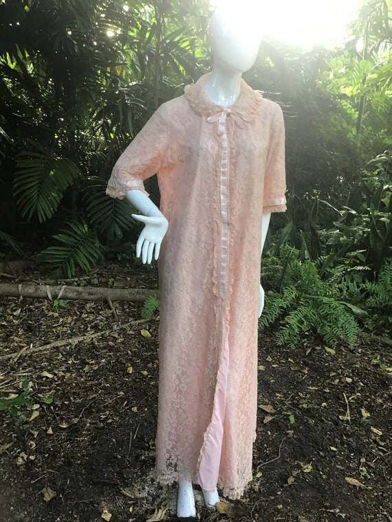 1950s lace /cotton Robe - image 2