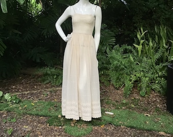 Vintage Authentic 1970s Maxi Dress With Embroidery in Cotton - Etsy