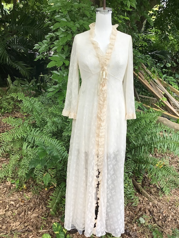 Vintage Merle Norman robe 1960s - image 2