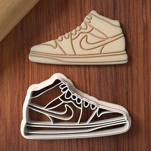 STL File Sneaker Cookie Cutter - Shoe Cookie Cutter - 3D Printed Cookie Cutter