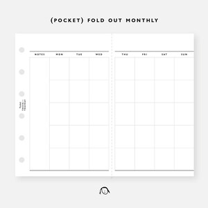 Könnte beinhalten: Eine schwarz-weiße druckbare Planerseite mit dem Text "(POCKET) FOLD OUT MONTHLY" oben. Die Seite ist in zwei Spalten unterteilt, eine für Notizen und die andere für einen Monatskalender. Der Kalender ist mit den Wochentagen beschriftet: Mo, Di, Mi, Do, Fr, Sa, So.