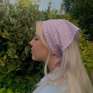 Pink daisy bandana