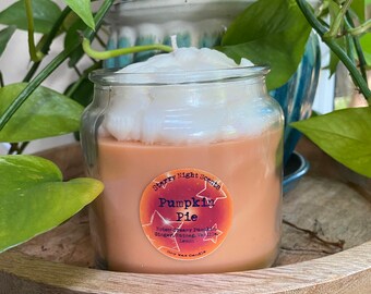 Large Soy Candle - Pumpkin Pie Scent Top Notes: Cinnamon, pumpkin, vanilla, brown sugar, fresh baked goods