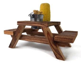 35+ Squirrel Picnic Table Plans Free PNG