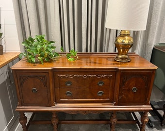 Mahogany Jacobean buffet/sideboard. Antique Burl wood veneer.