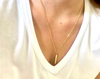 Gold vertical bar necklace, minimalist jewelry, Layering necklace, Celebrity jewelry, bridesmaid gift