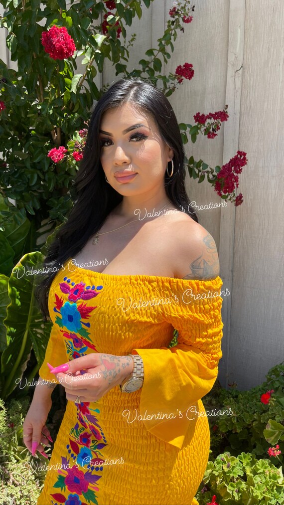 green emerald velvet dress Women Mexican Dress Off Shoulder Floral Embroidered Long Maxi Dress Summer  Beach Party Cinco de Mayo Dresses Black S at Amazon Women's Clothing store