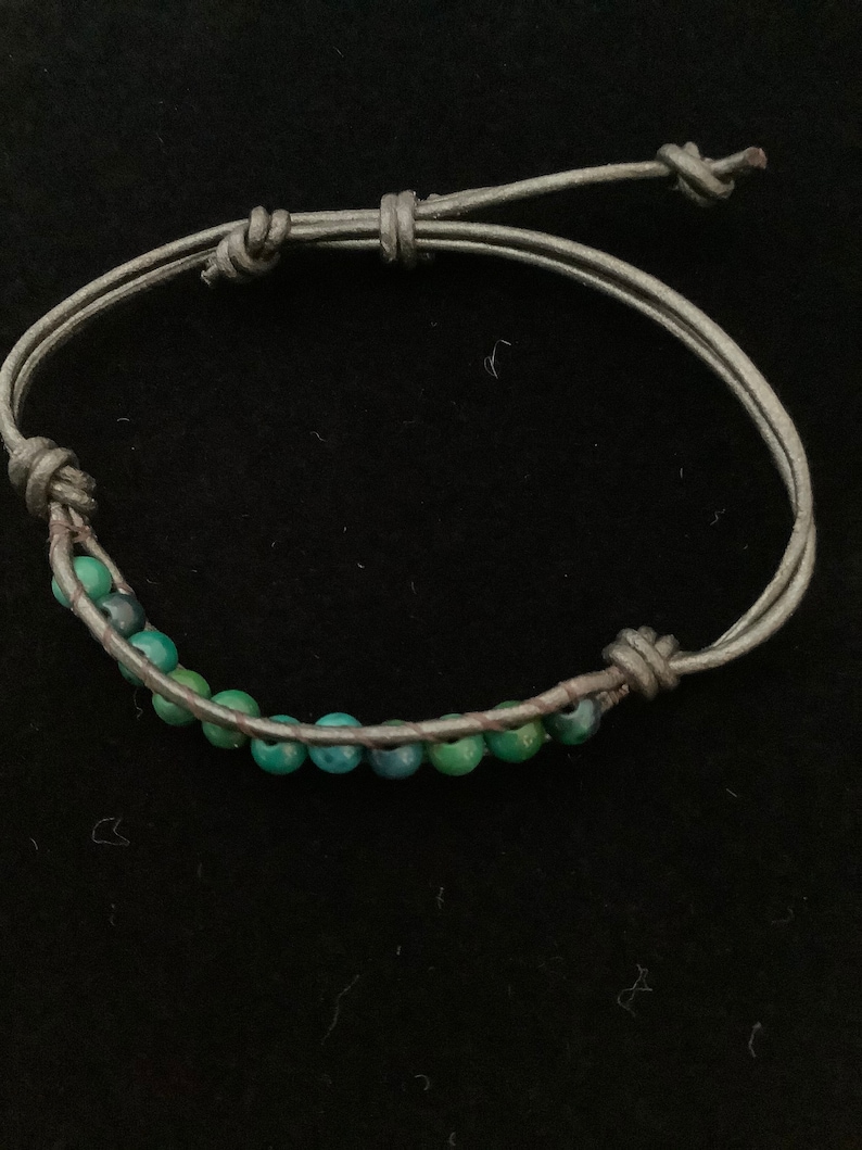 Adjustable leather and natural stone bracelet Ref: PDP338
