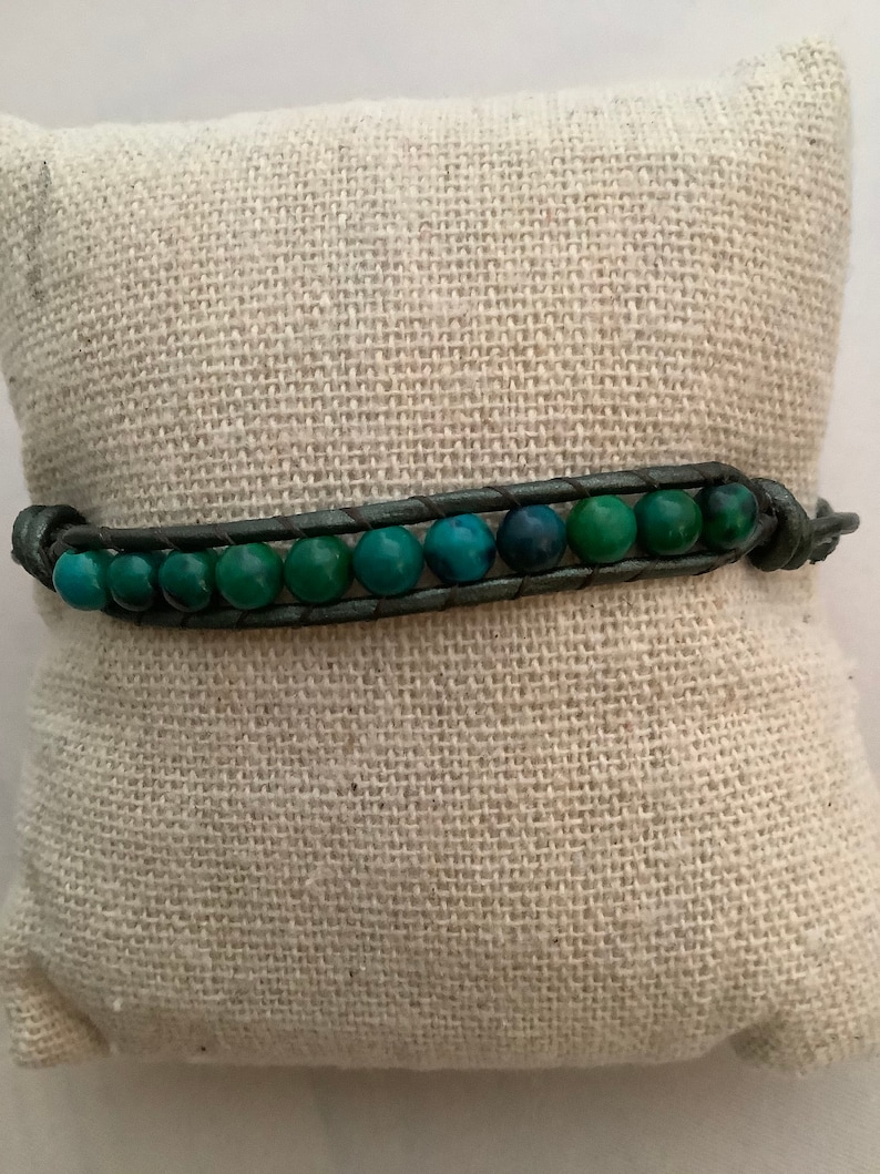 Adjustable leather and natural stone bracelet Ref: PDP338