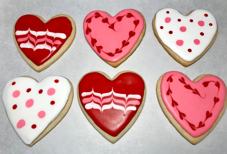 Valentine's Day Entertaining and Gifts - Home Noon 35 - Chandeliers in Dxb, UAE Valentine's Day Cookies Valentine's Cookies Heart image 1