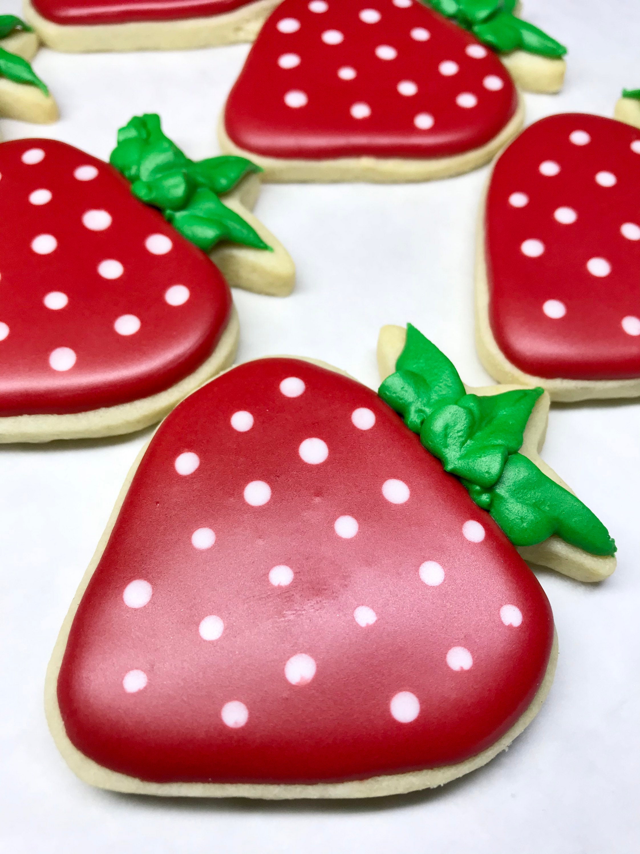 maybe strawberry: Gromit sugar cookies