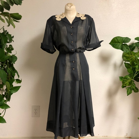 Late 1940’s- early 1950’s Day Dress