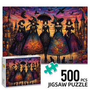 Puede incluir: Un rompecabezas de 500 piezas que presenta una escena de fantas&iacute;a con cinco mujeres con vestidos elaborados, sombreros y un paraguas, ambientada en un atardecer con un castillo y cuervos. La caja del rompecabezas es visible.