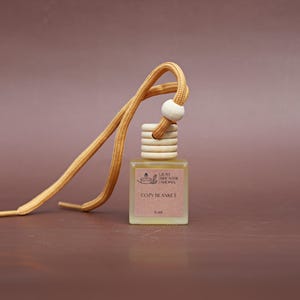 Cozy Blanket Car Diffuser | Essential Oil Air Freshener | Warm Vanilla Amber Scent | Aromatherapy for Relaxation & Comfort