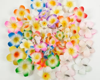 24 Pack Hawaiian Frangipani Flower Hair Clips 5/6/7/8/9cm Plumeria Foam Hair Accessories Clip for Women Flower Barrettes Luau Party Supplie