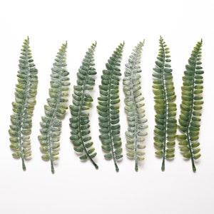 2/200pcs Dusty Spray Greenery / Plastic Fern Filler Fake Green Plant For DIY Bouquets Cake Topper Crown Chair Decor Accessory