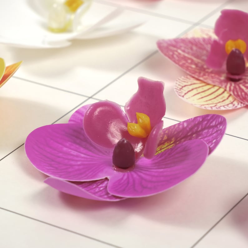 2-200 pièces tête de fleur artificielle 2.36 '' fausse orchidée 6 couleurs petit phalaenopsis pour bricolage artisanat bouquet pince à cheveux corsage robe décor fausse fleur image 4