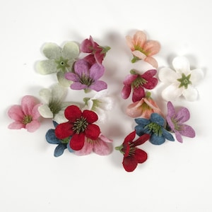2-200Pcs 2.5cm Faux Flowers Heads Artificial Velvet Tiny Gardenia Flower Heads Mini Fake Flower for Craft Garland Wedding Home Decoration