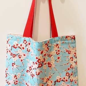Handmade tote bag. Floral pattern. Cherry blossom. Multipurpose. Free shipping. Shopping bag.