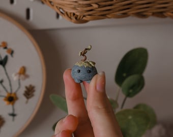 Figurine | Pip the Rock Bonsai