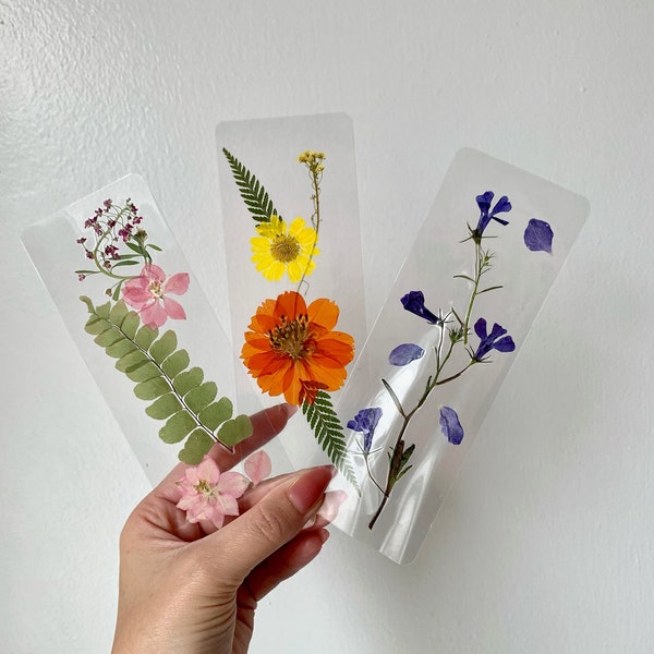 CUSTOM Pressed Flower Bookmark, Dried Flower Bookmark, Handmade Flower Bookmark, Birth Flower Bookmark