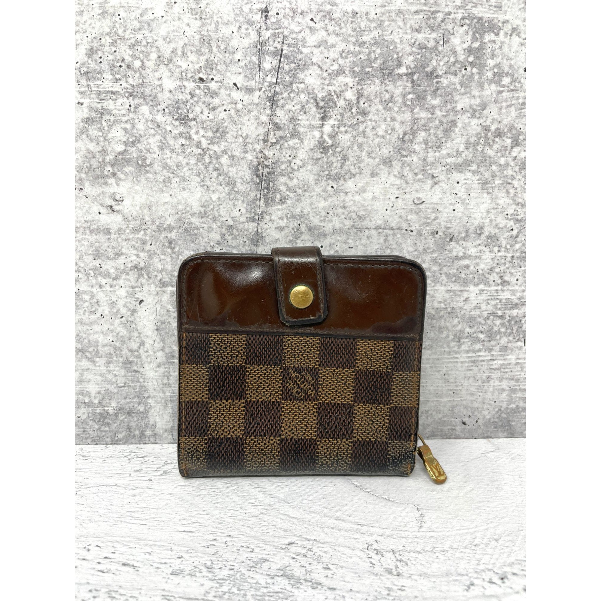 Louis Vuitton Small Wallet -  UK