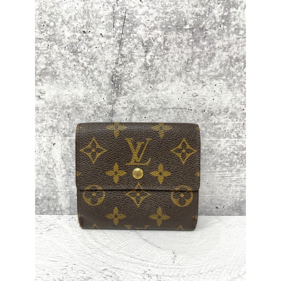 lv trifold wallet