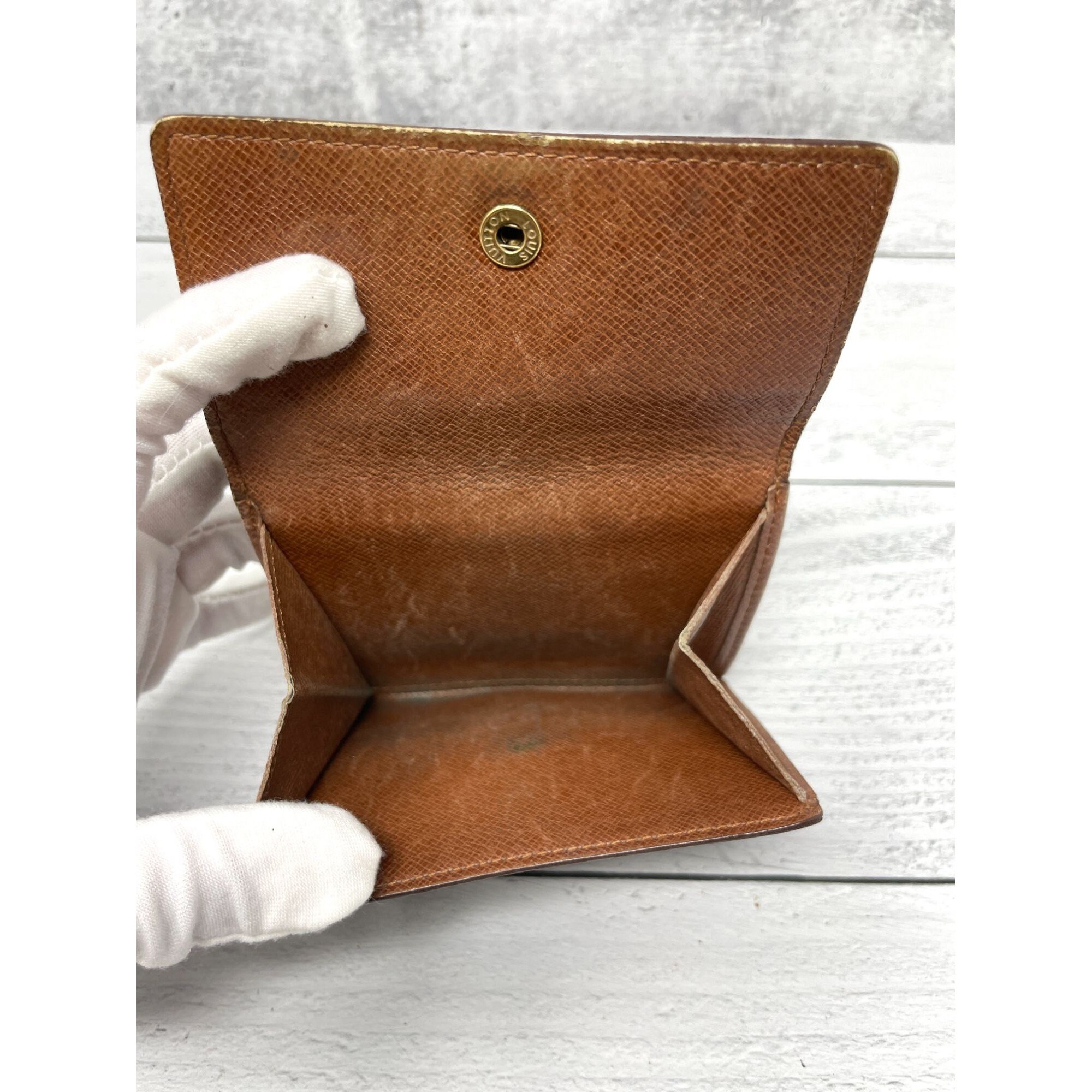 【希少】 LOUIS VUITTON 2016 LV Monogram Compact Wallet Louis Vuitton Monogram Compact Wallet - Etsy
