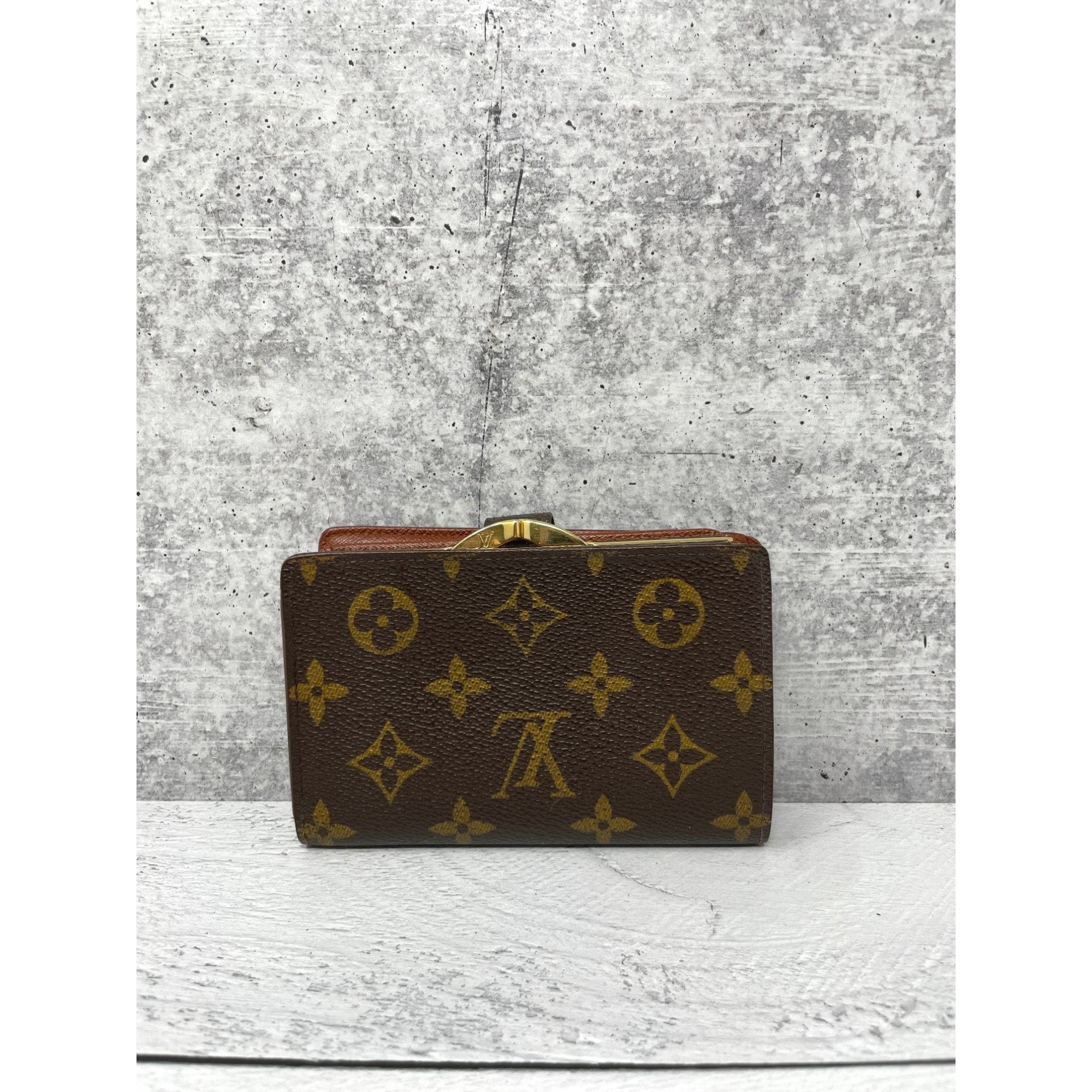 Louis Vuitton Monogram Kisslock Wallet - Etsy display picture 1