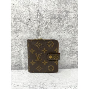 Cartera compacta con cremallera y monograma de Louis Vuitton