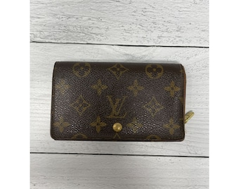 Louis Vuitton Porte International Trifold Monogram Wallet 