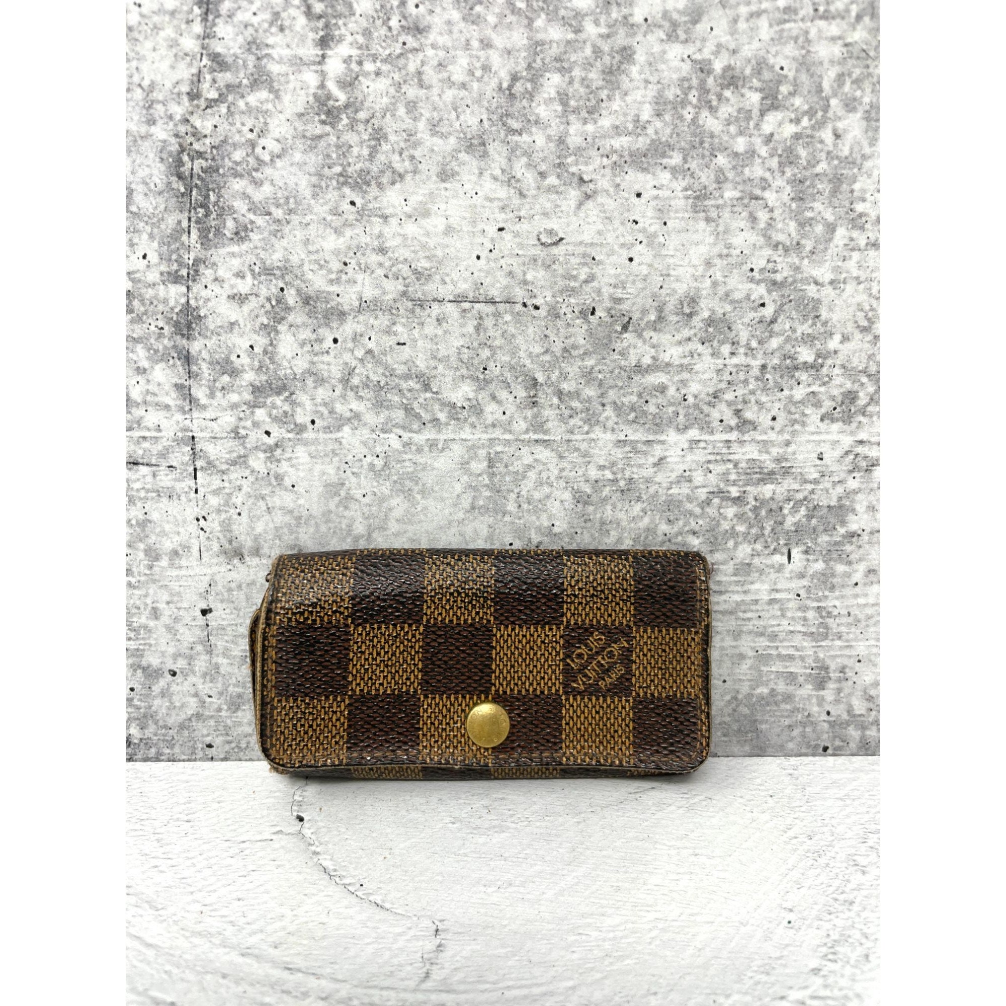 Buy Authentic Upcycled Louis Vuitton - Jordan Wristlet Floral Online