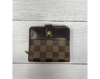 Louis Vuitton Damier Compact Zippe Wallet