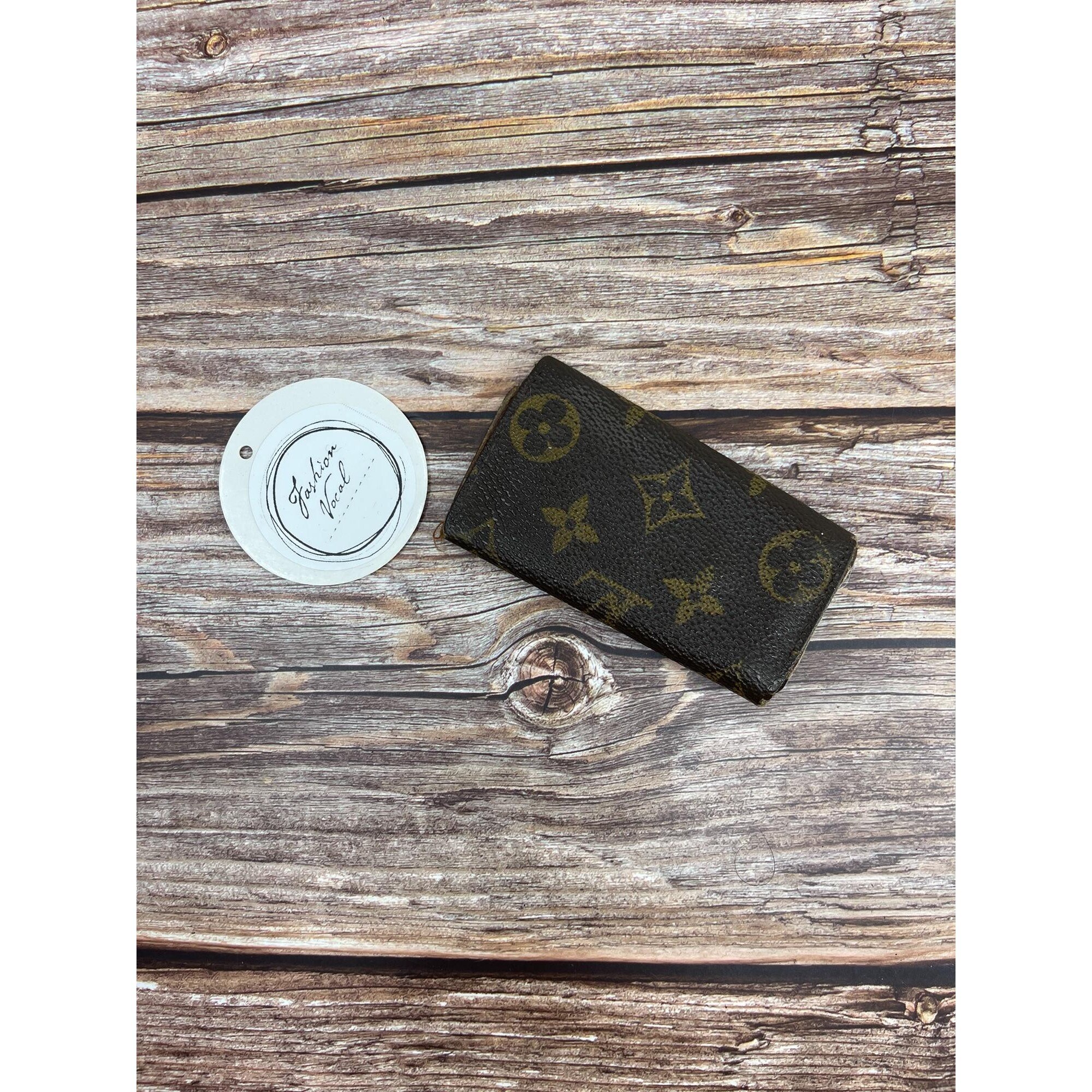 Does Louis Vuitton Have Gift Cards