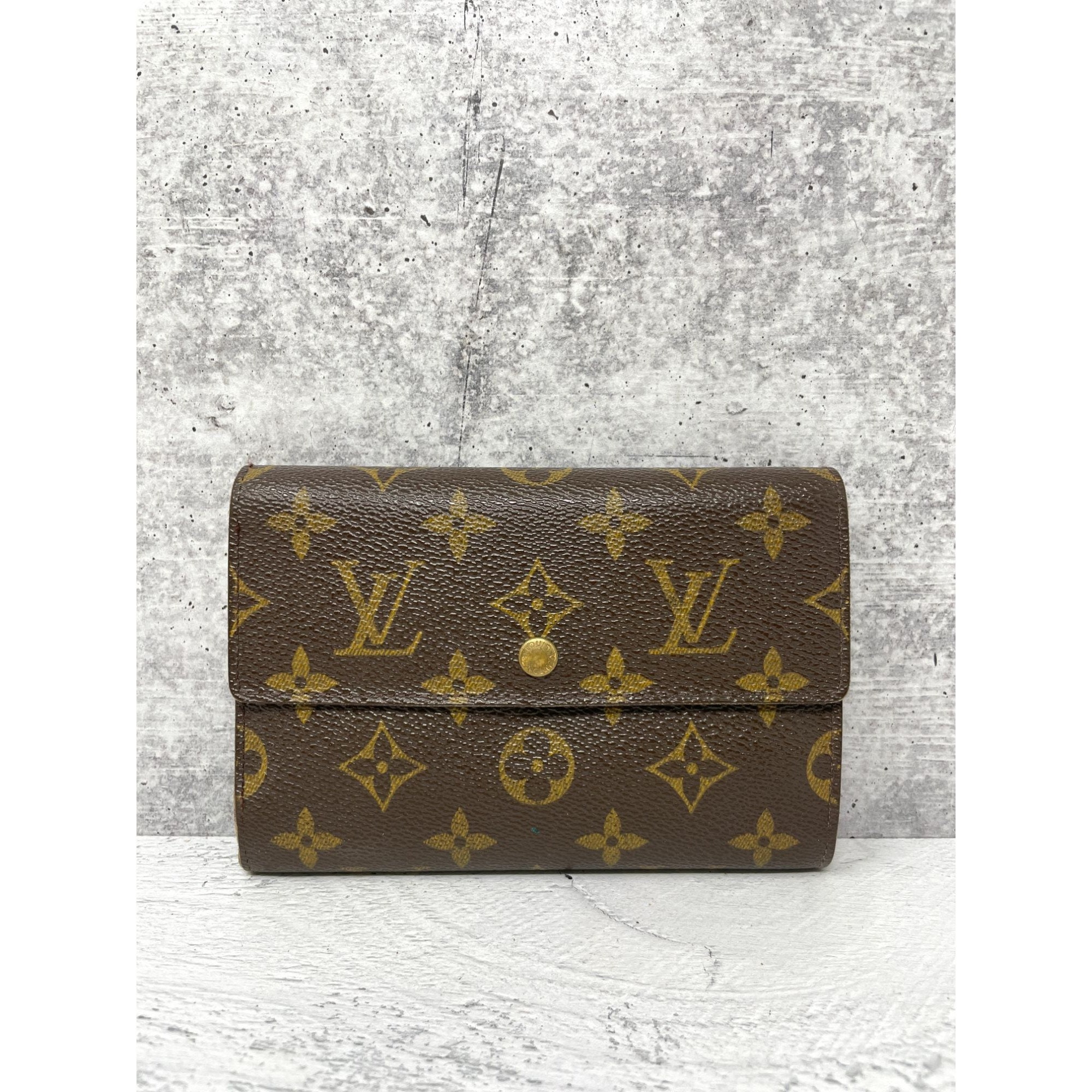 Louis Vuitton Papier Etui Wallet