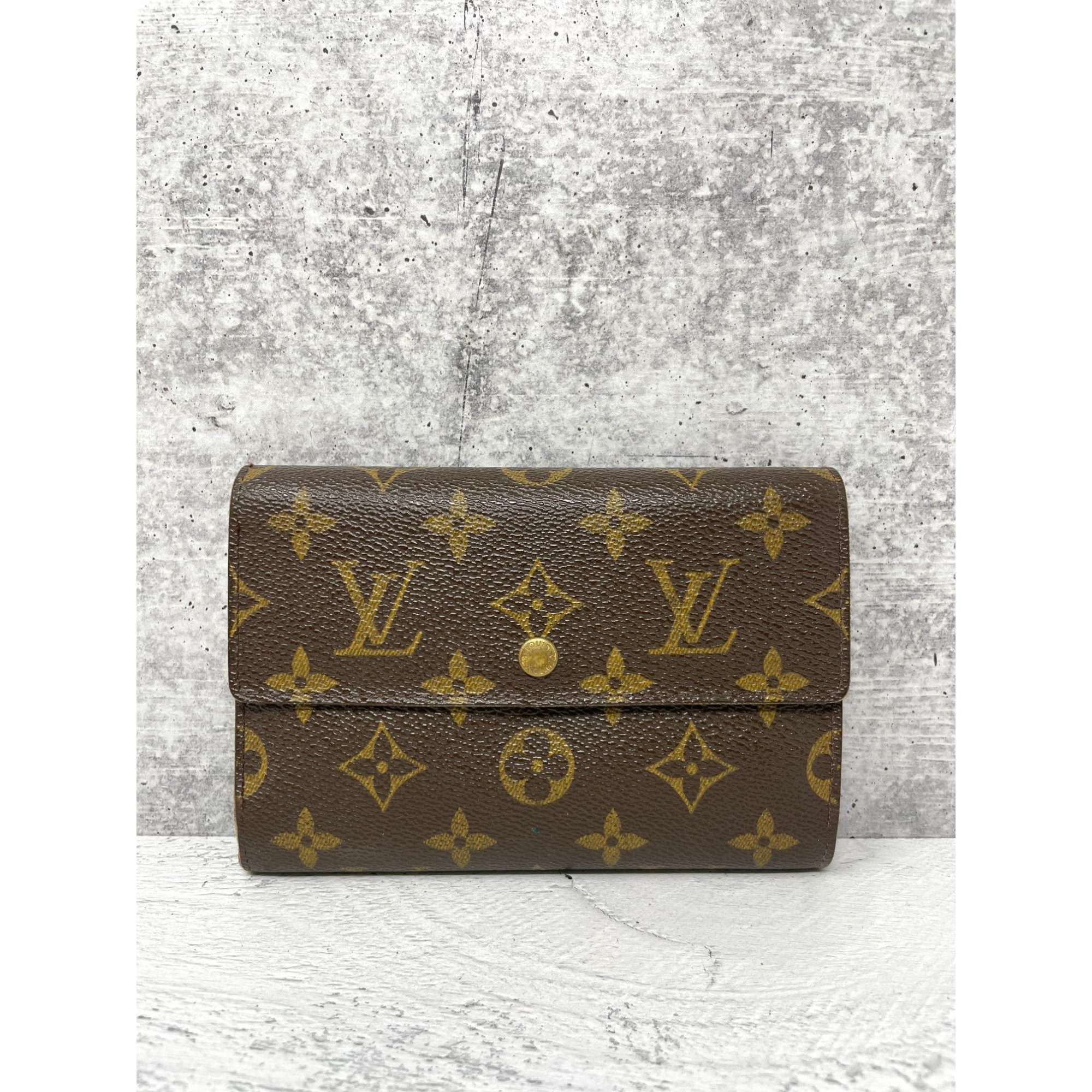 Louis Vuitton Etui 