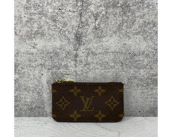 Louis Vuitton Leather Vintage Long LV Monogram Card Wallet-92 