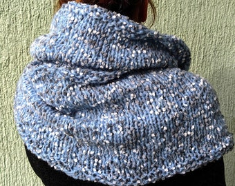 Blue alpaca infinity wool scarf, hand-knitted, wool cape, loop scarf, neck warmer, circular scarf, muffler