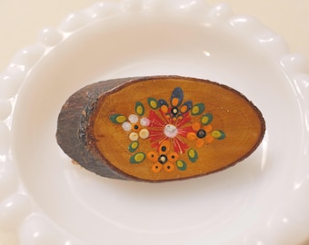 Vintage Hand Painted Floral Brooch | Rustic Wooden Folk Art Pin_193