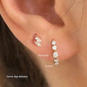 Diamond huggie hoop earrings,14k solid gold huggie earrings,diamond huggie earrings,tiny hoop earrings,diamond hoop earrings,cartilage hoop
