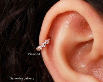 ダイヤモンド ヘリックス フープ、ヘリックス イヤリング、軟骨フープ、14k ソリッド ゴールド フープ、ヘリックス ピアス、ダイヤモンド ハギーズ、タイニー、ダイヤモンド フープ、軟骨イヤリング