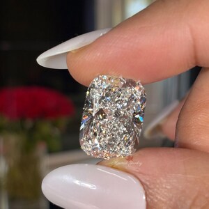 Avlång kuddformad lös diamant, IGI-certifierad lös diamant, 10 karat stor kuddformad diamant för förlovningsring eller specialslipade smycken bild 9