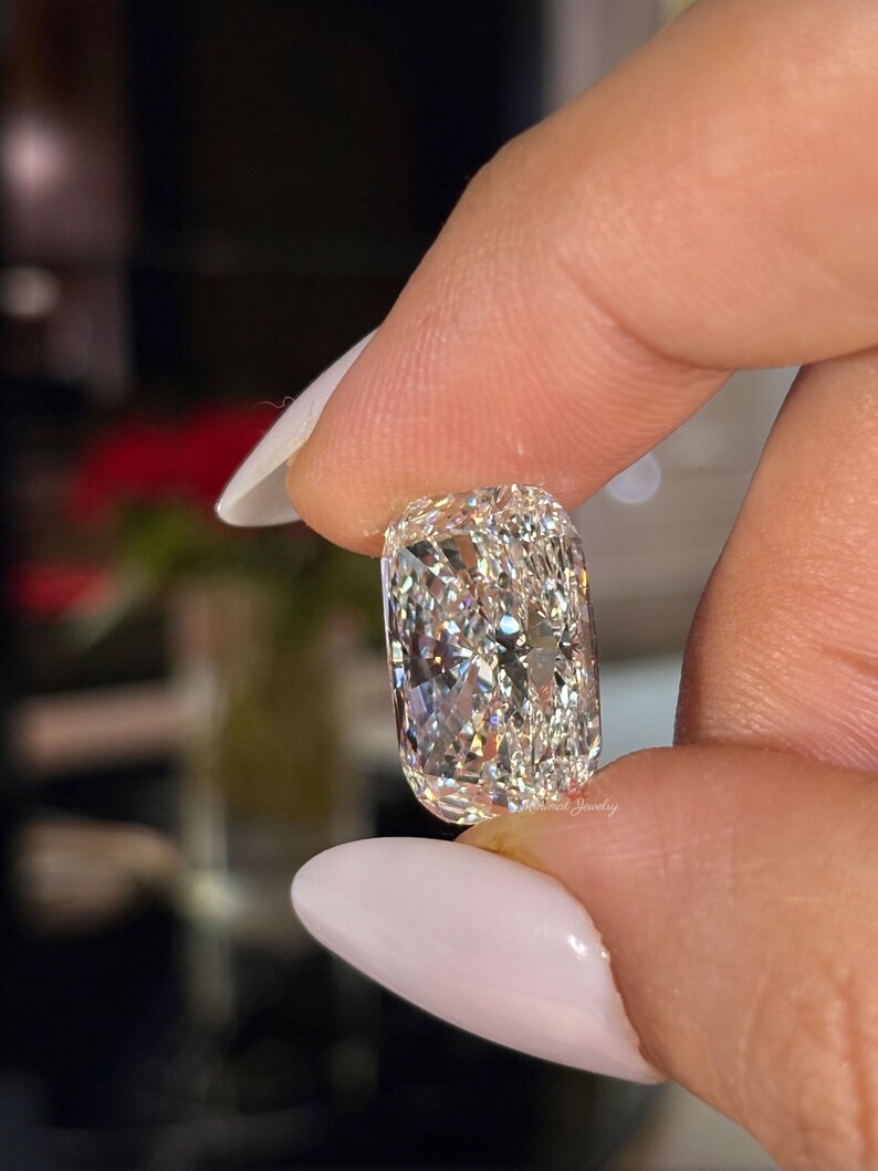 Avlång kuddformad lös diamant, IGI-certifierad lös diamant, 10 karat stor kuddformad diamant för förlovningsring eller specialslipade smycken bild 8
