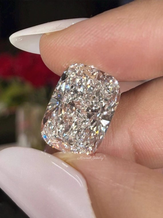 Elongated Cushion loose lab grown diamond IGI Certified Loose Diamond 10ct Large Cushion Cut Diamond for Engagement Ring or Custom Jewelry