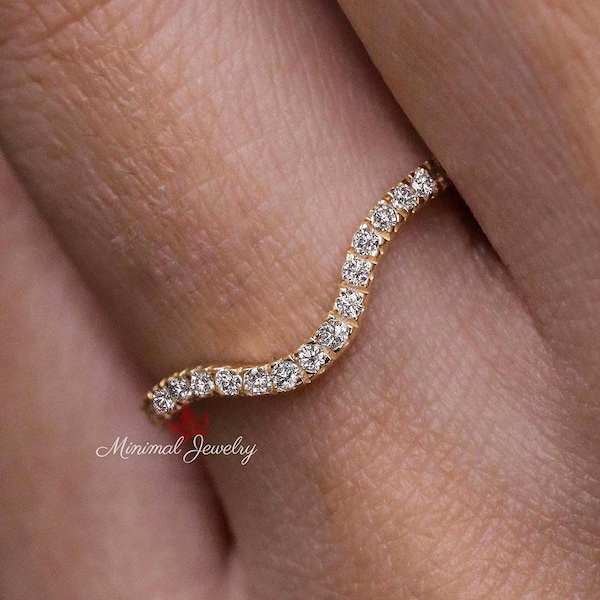 Anillo de boda con diamante cultivado en laboratorio y diseño de chevrón, oro amarillo de 14k, anillo de boda curvo, anillo de boda de contorno delicado