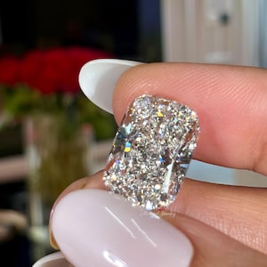 Avlång kuddformad lös diamant, IGI-certifierad lös diamant, 10 karat stor kuddformad diamant för förlovningsring eller specialslipade smycken bild 3