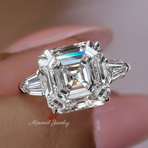 6 CT Asscher szlif moissanite duży pierścionek zaręczynowy Asscher szlif trzykamienny styl celebrytów tarcza boczna i Asscher szlif pierścionek ślubny